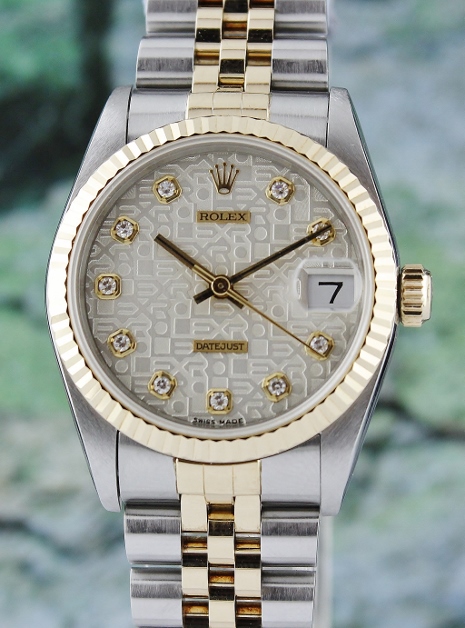 (image for) A ROLEX MID SIZE OYSTER PERPETUAL DATEJUST / 68273
